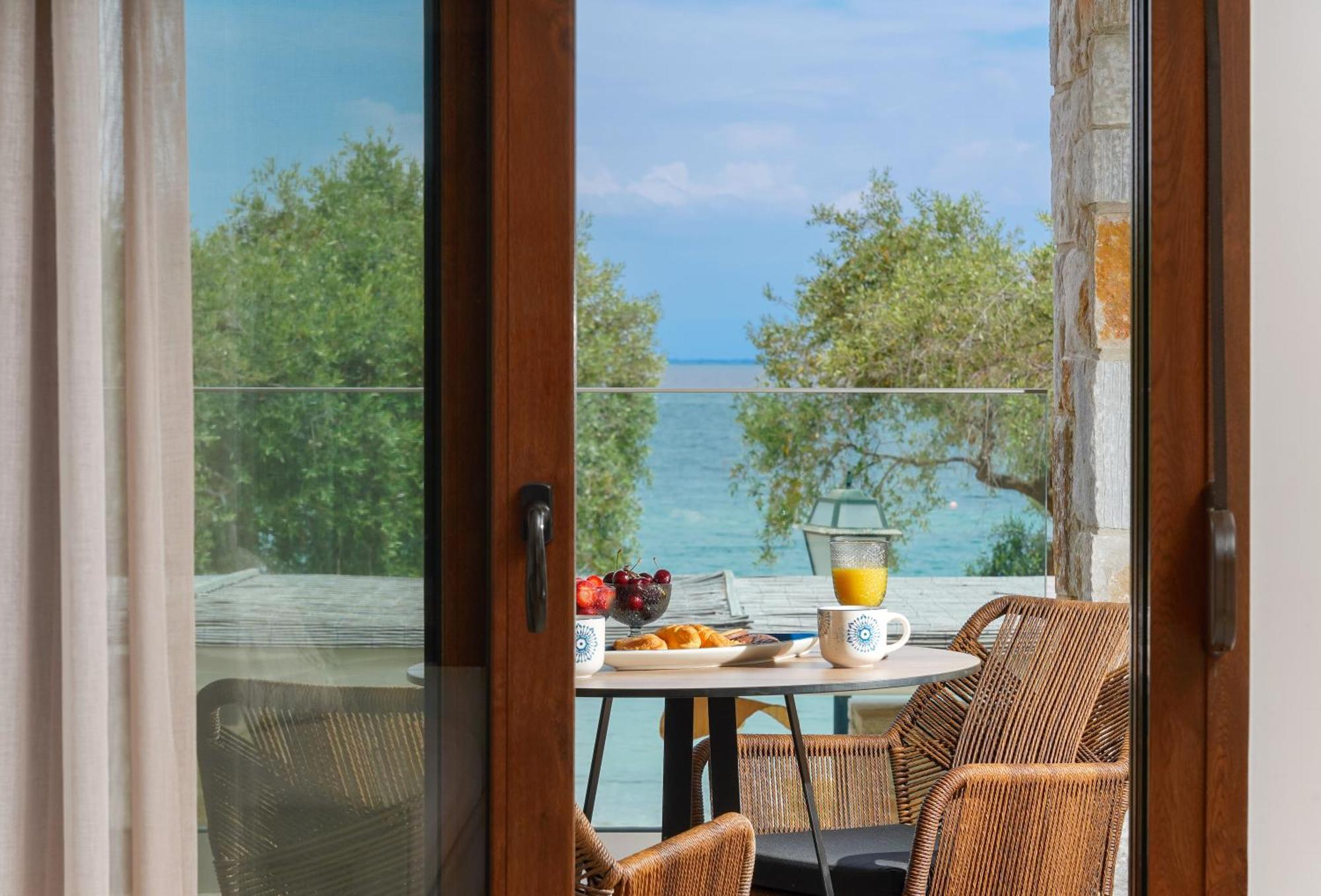 Villa Teresa Luxury Suites لايميناس المظهر الخارجي الصورة